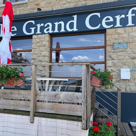 Отель Le Grand Cerf Carignan Экстерьер фото